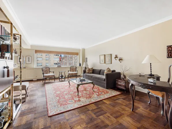 35 Park Avenue image 2 of 13