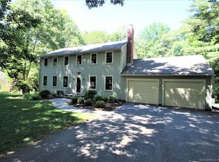 25 Elna Dr, Tolland, CT 06084