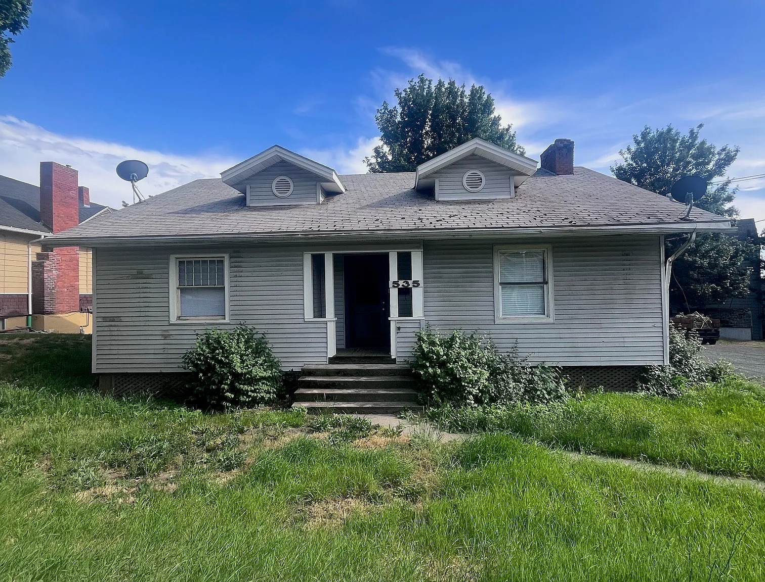 4 bed, 1284 sqft, $2,200 — Photo 1