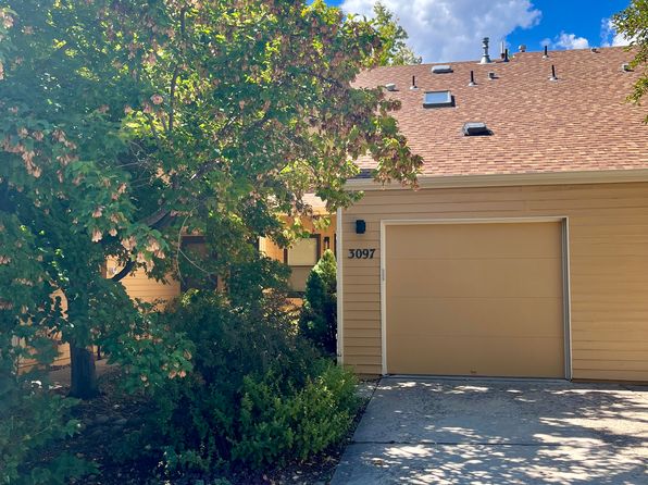 3097 Fulton Cir