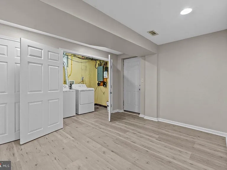 2528 Wendover Rd #A — Photo 16