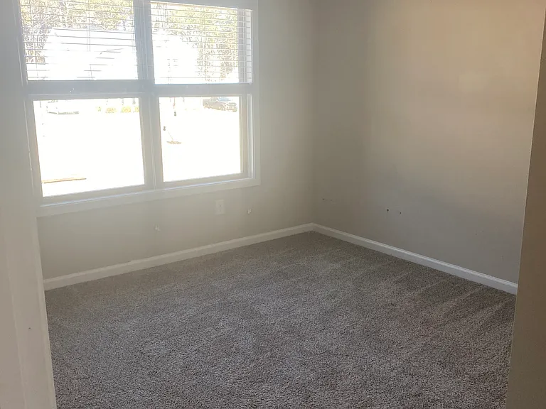 6358 Woodland Station Dr — Photo 10
