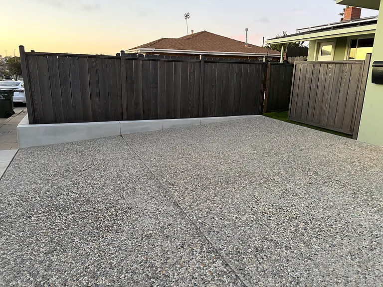 Spacious 3 car driveway