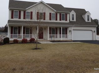 26 Lady Slipper Dr, Waynesboro, VA 22980