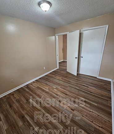 5th image of 328 Dahlia Dr APT 9