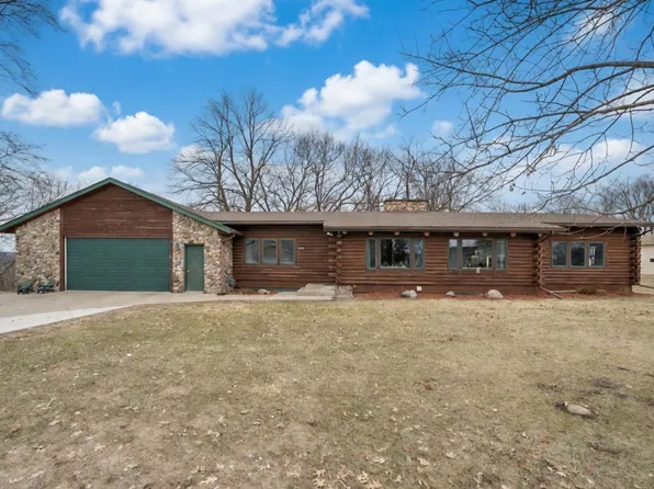 830 W Church St, Belle Plaine, MN 56011