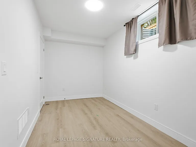 53 Bishop Ave #2 — Photo 26