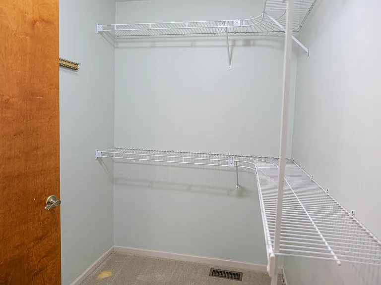 5346 Park Dr — Photo 34