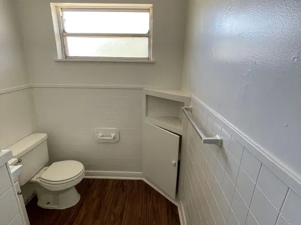 Park street apartments, 700 E Park St #9, Hobbs, NM 88240