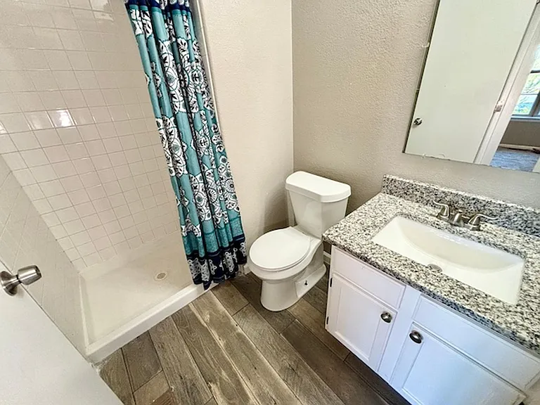 1044 S Paris Ct — Photo 18