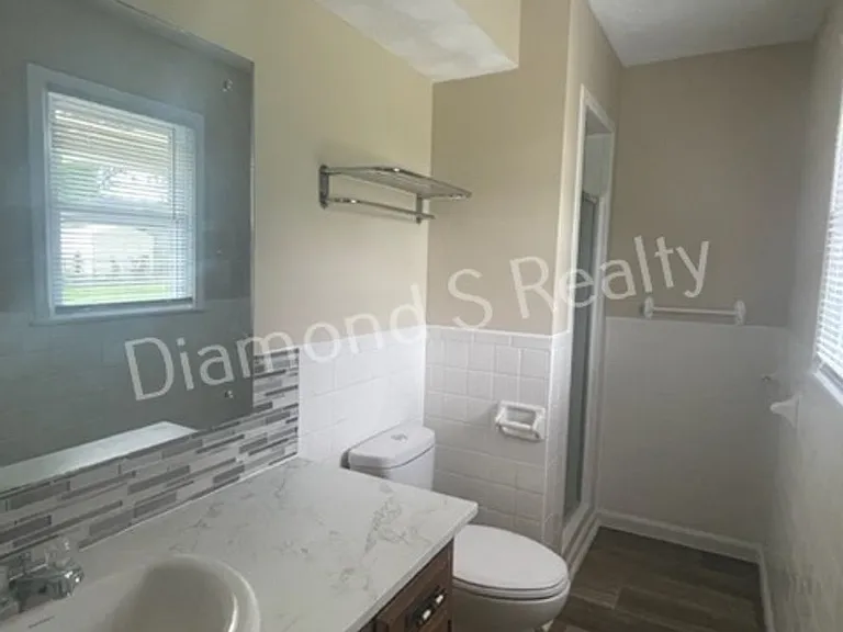 2749 W Buena Vista St — Photo 14