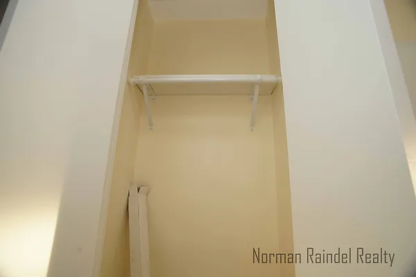 Rented by Norman Raindel, LREB | media 30