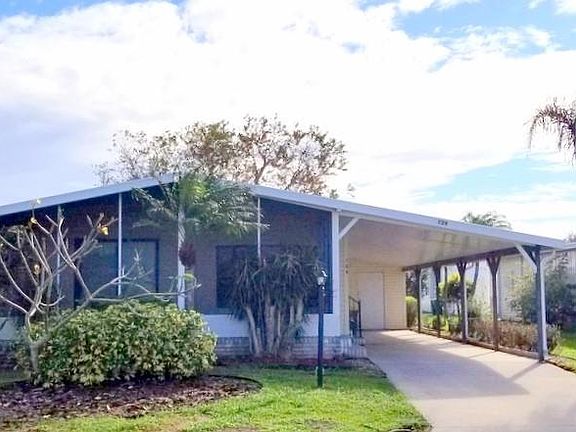 2nd image of 729 Oleander Cir