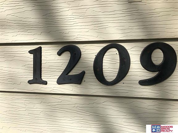 2nd image of 1209 Kiplinger Ave