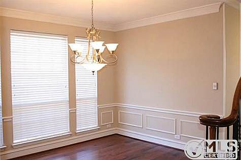 4th image of 8004 Stonehill Dr