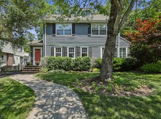 140 Maple St, Summit, NJ 07901