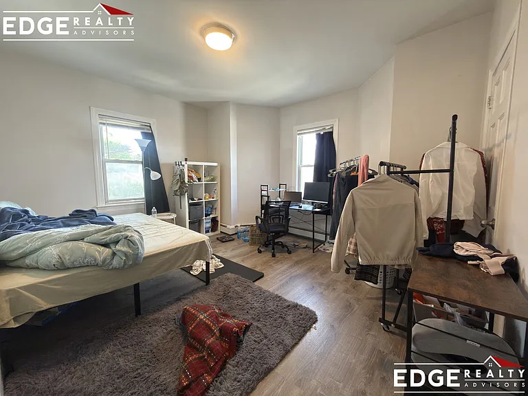 39 Union St #3 — Photo 8