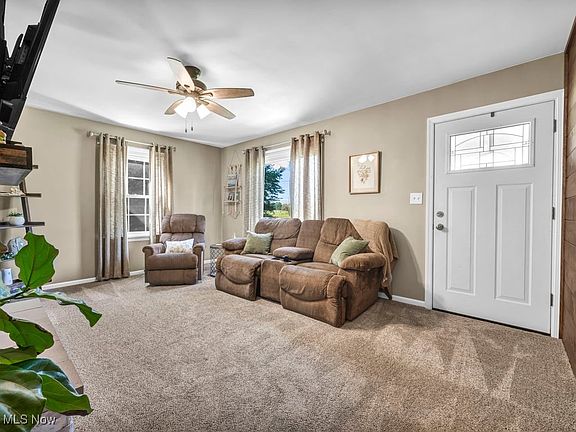 4th image of 6257 Tod Ave