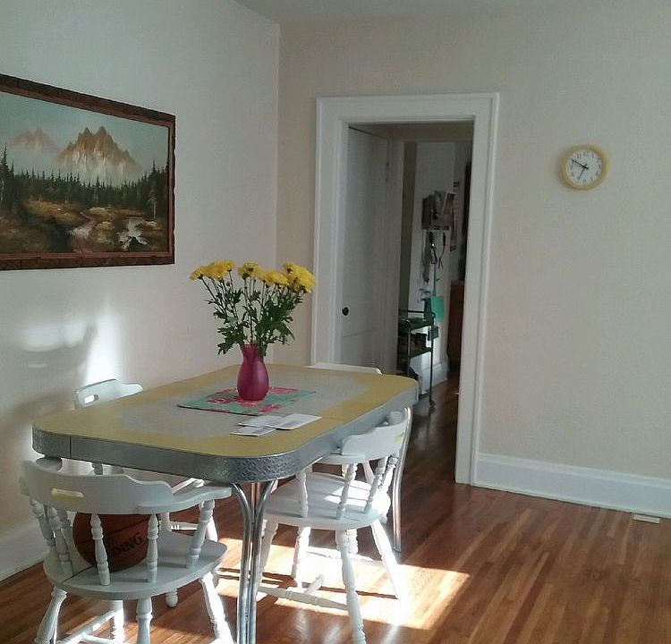 1st image of 232-234 E Longview Ave