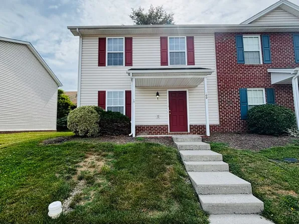 100 Salem Ln, Christiansburg, VA 24073
