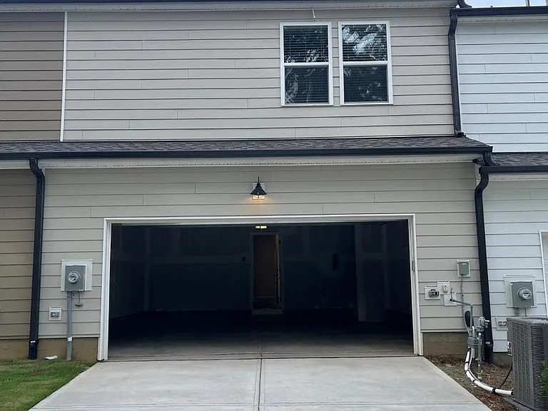 415 Ribbon Rail St — Photo 28