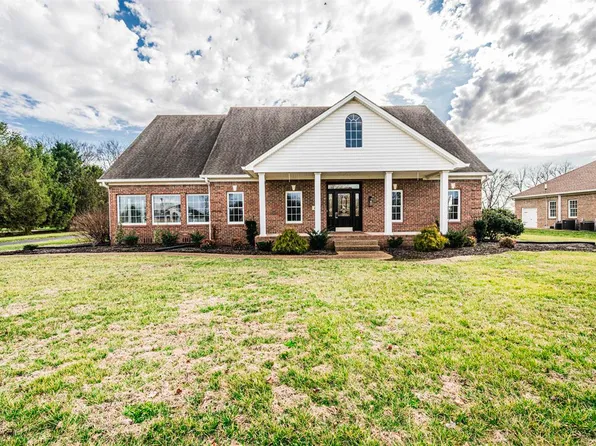 460 Calumet Ct, Bowling Green, KY 42104