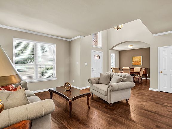 5th image of 5700 White Pine Dr