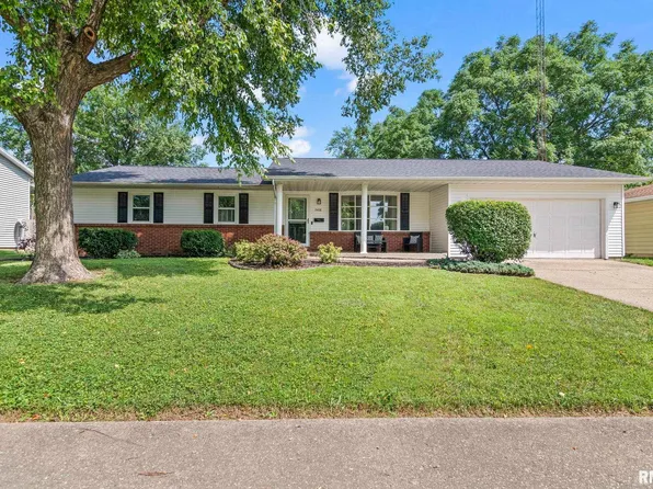 2408 Delaware Dr, Springfield, IL 62702