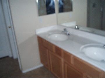 4th image of 340 Plum Horse Ave