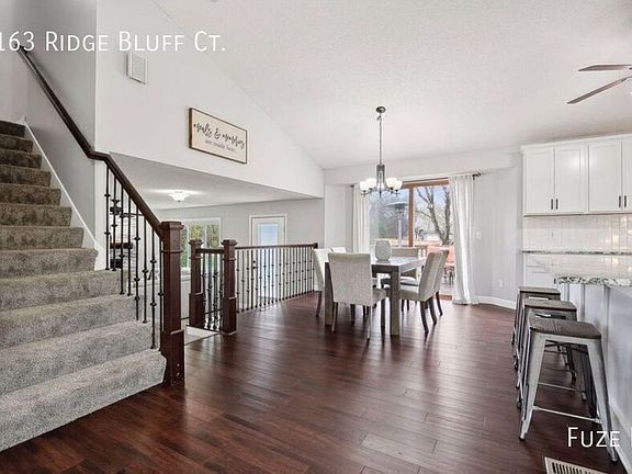 3rd image of 1163 Ridge Bluff Ct