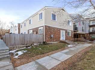 9600 Perry Ln, Overland Park, KS 66212