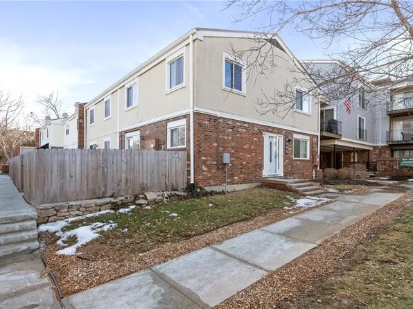 9600 Perry Ln, Overland Park, KS 66212