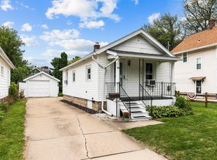 919 W Commercial St, Appleton, WI 54914