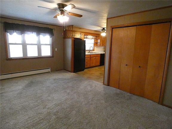 4th image of 2406 N Everett St