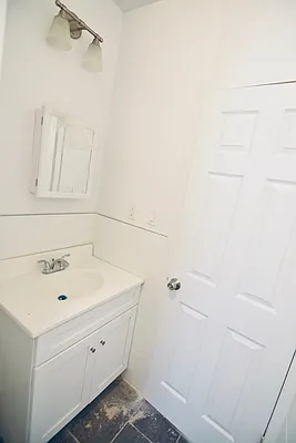 Rented by Finders NYC | media 27