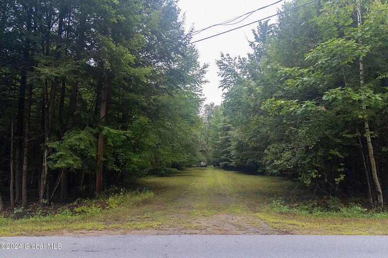 4th image of 291 Harris Road