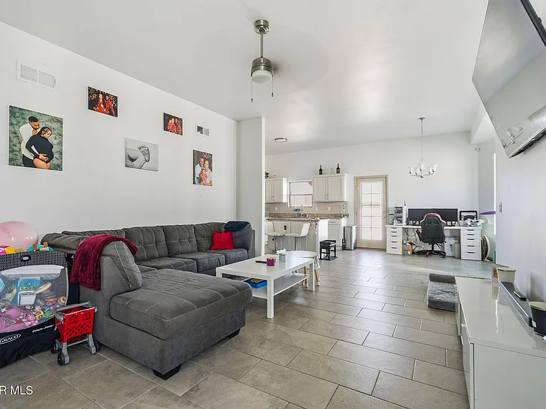 1181 Summer Rain St — Photo 13