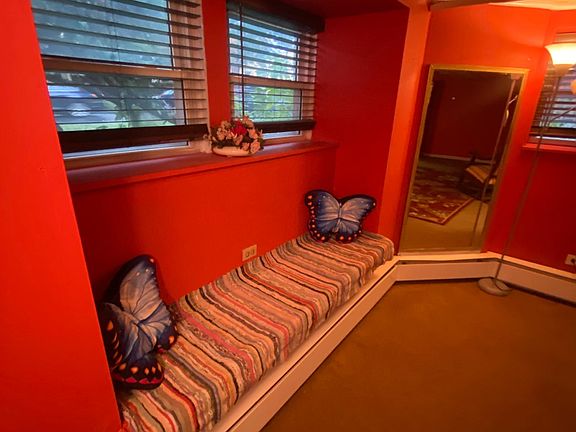 5th image of 6641 N Campbell Ave #1