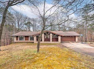 6 Fulwood Ln, Bella Vista, AR 72714