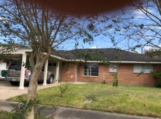 2009 Wayne St, Pasadena, TX 77502