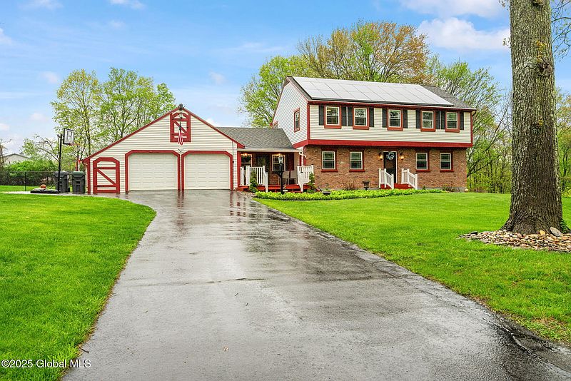 4th image of 228 Maura Lane