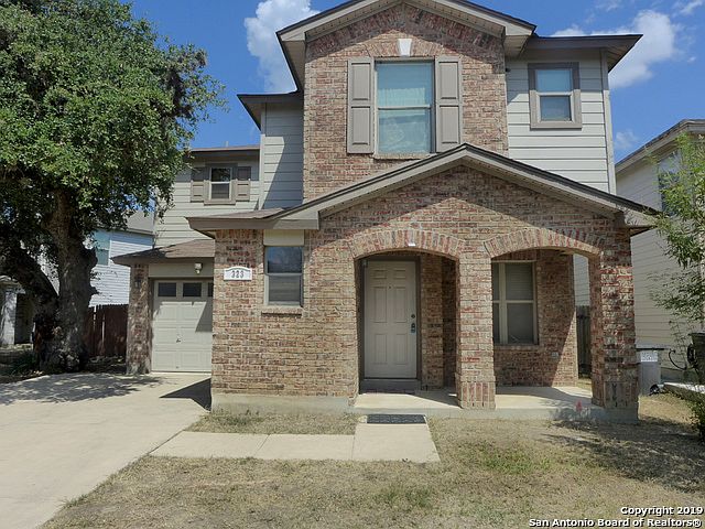 1st image of 323 Agency Oaks