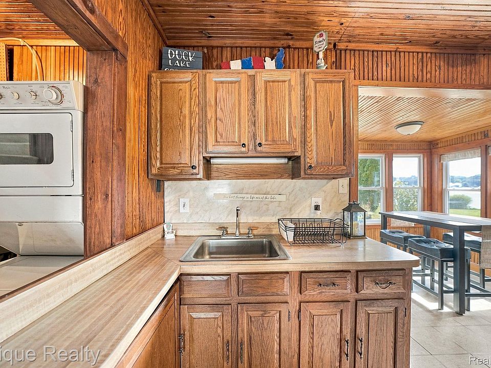 4157 Flynn Dr, photo 15
