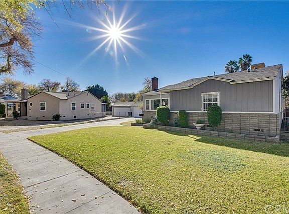 3rd image of 1732 Fremontia Dr