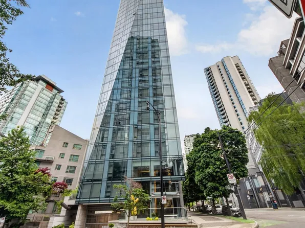 1499 W Pender St #1902, Vancouver, BC V6G 2S3