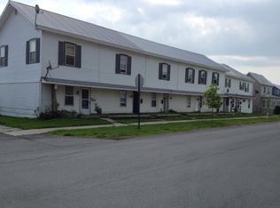 21 Maple St, Rouses Point, NY 12979