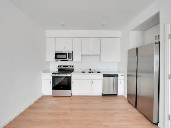 2030 Millennium Way, Hanford, CA