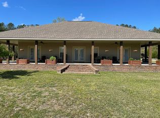 100 Ellzey Ln, Hattiesburg, MS 39402