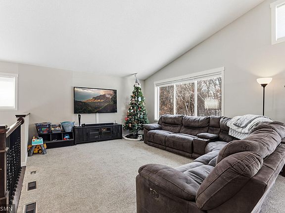 5th image of 19068 Johnson St NW