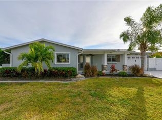 4904 Arlington Rd, Palmetto, FL 34221